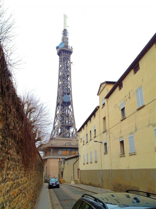 "Eiffel-torni"